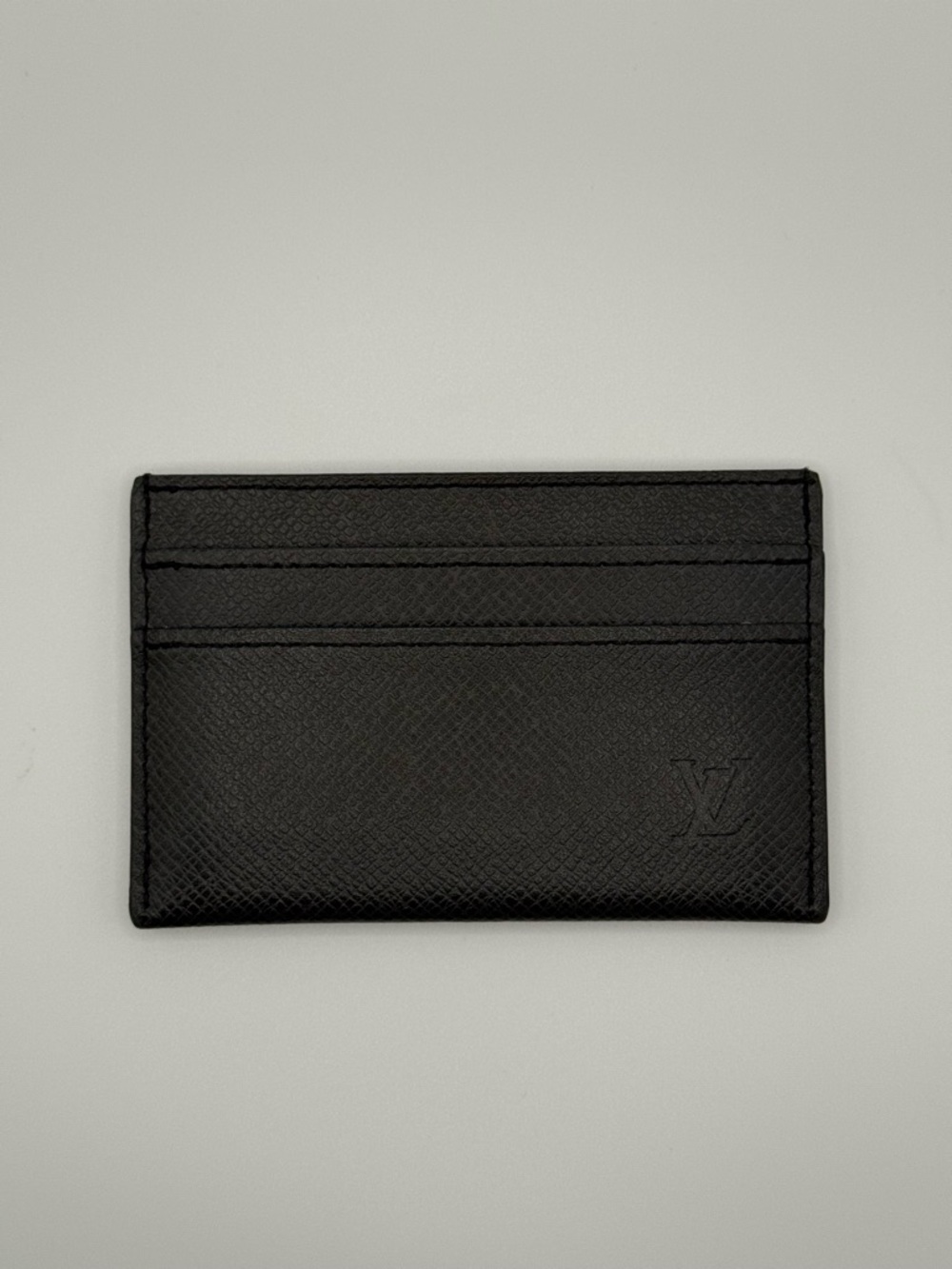 Louis Vuitton Black Taiga Leather Card Holder